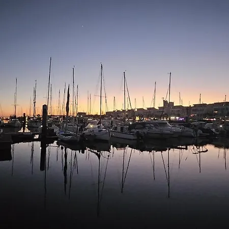 Barco Corleone ספינת מלון ליסבון