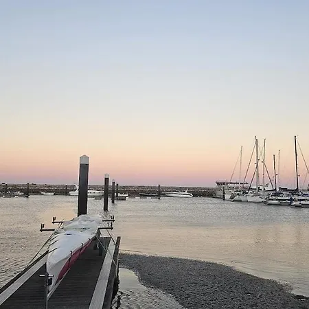 Barco Corleone ספינת מלון