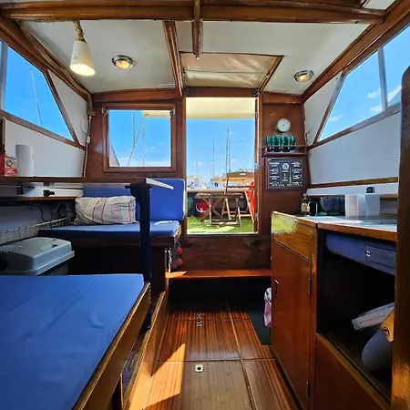 ספינת מלון Barco Corleone