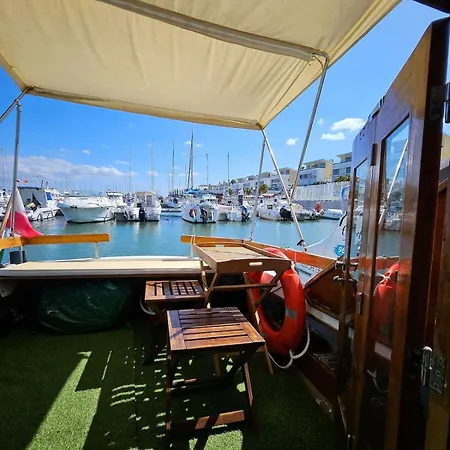 Barco Corleone ספינת מלון *