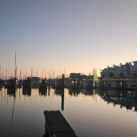 Barco Corleone 船屋 *