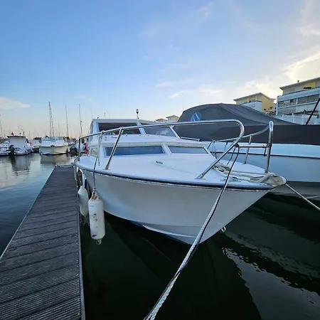 Barco Corleone 船屋