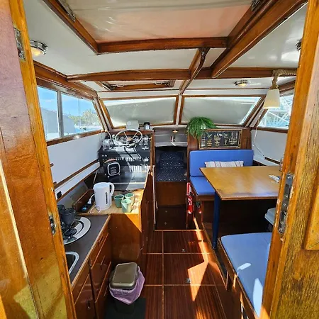 船屋 Barco Corleone *