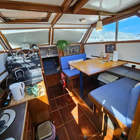 船屋 Barco Corleone *